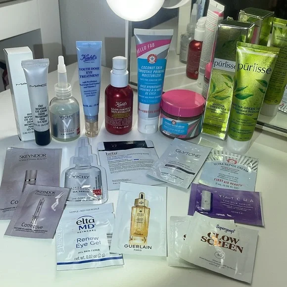 Moisturizers - Picture 2 of 6